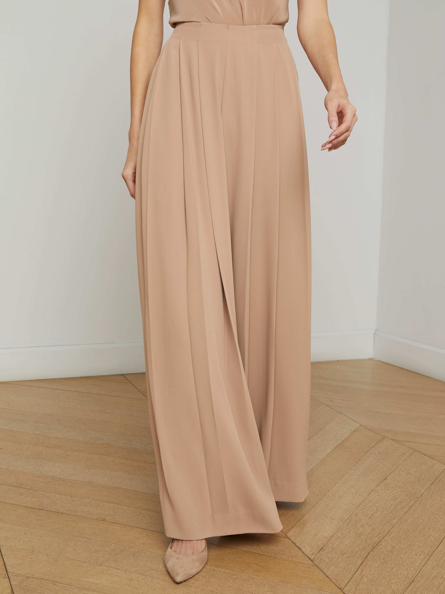 Nova Pleated Wide-Leg Pant